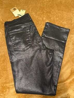 Levi’s Metallic Black Women’s Jeans